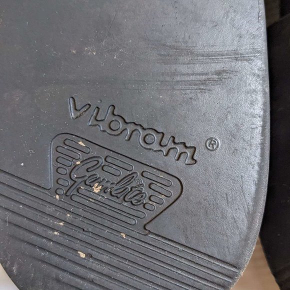 Leather Dress Shoes - Fine Men's Brogue Cap-Toe Oxfords, Top Quality - Picture 15 of 15